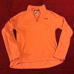 The North Face 1/4-zip Fleece